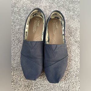 Toms Navy Canvas